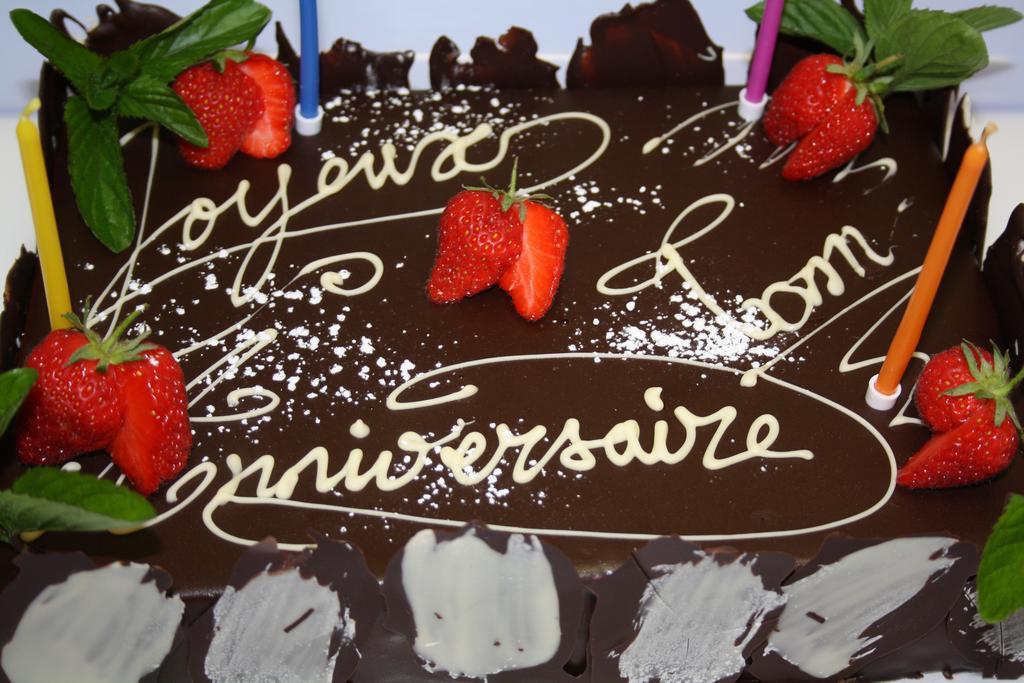 Logis Hotel Restaurant Le Domaine De L'Eau Vive Largentière Zewnętrze zdjęcie
