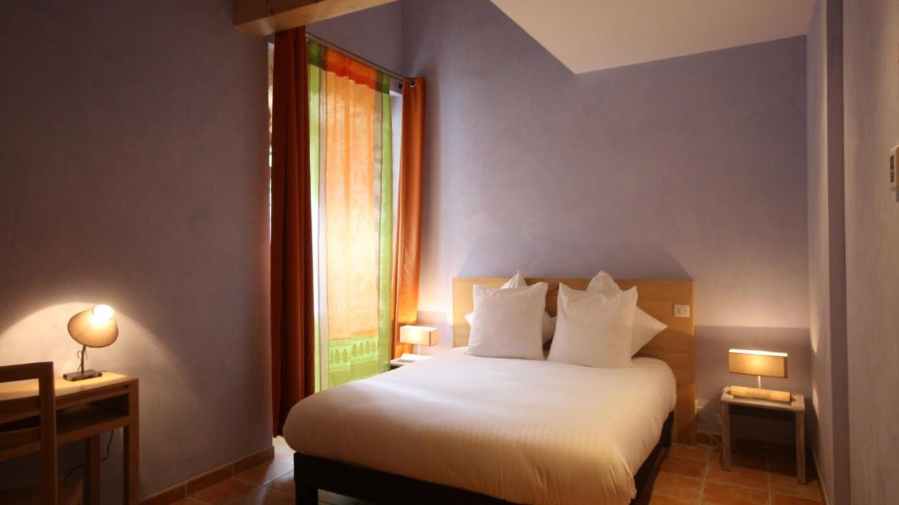 Logis Hotel Restaurant Le Domaine De L'Eau Vive Largentière Zewnętrze zdjęcie