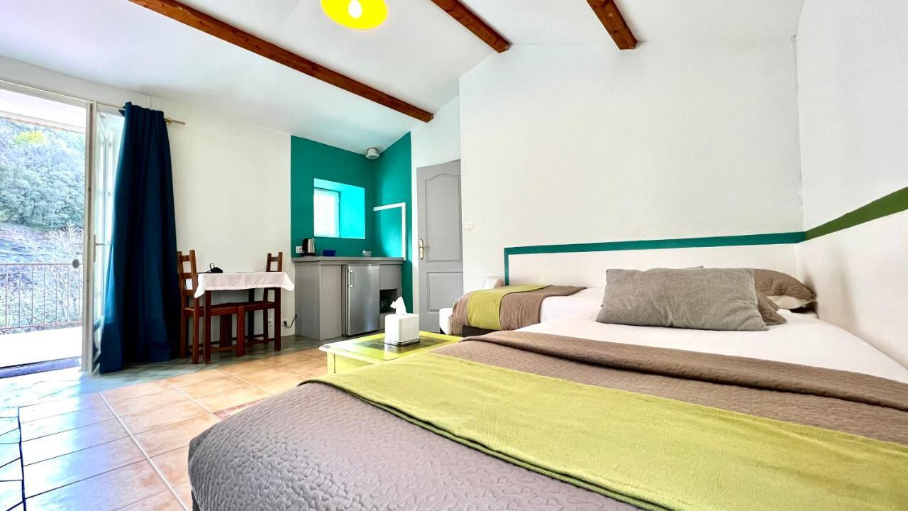 Logis Hotel Restaurant Le Domaine De L'Eau Vive Largentière Zewnętrze zdjęcie