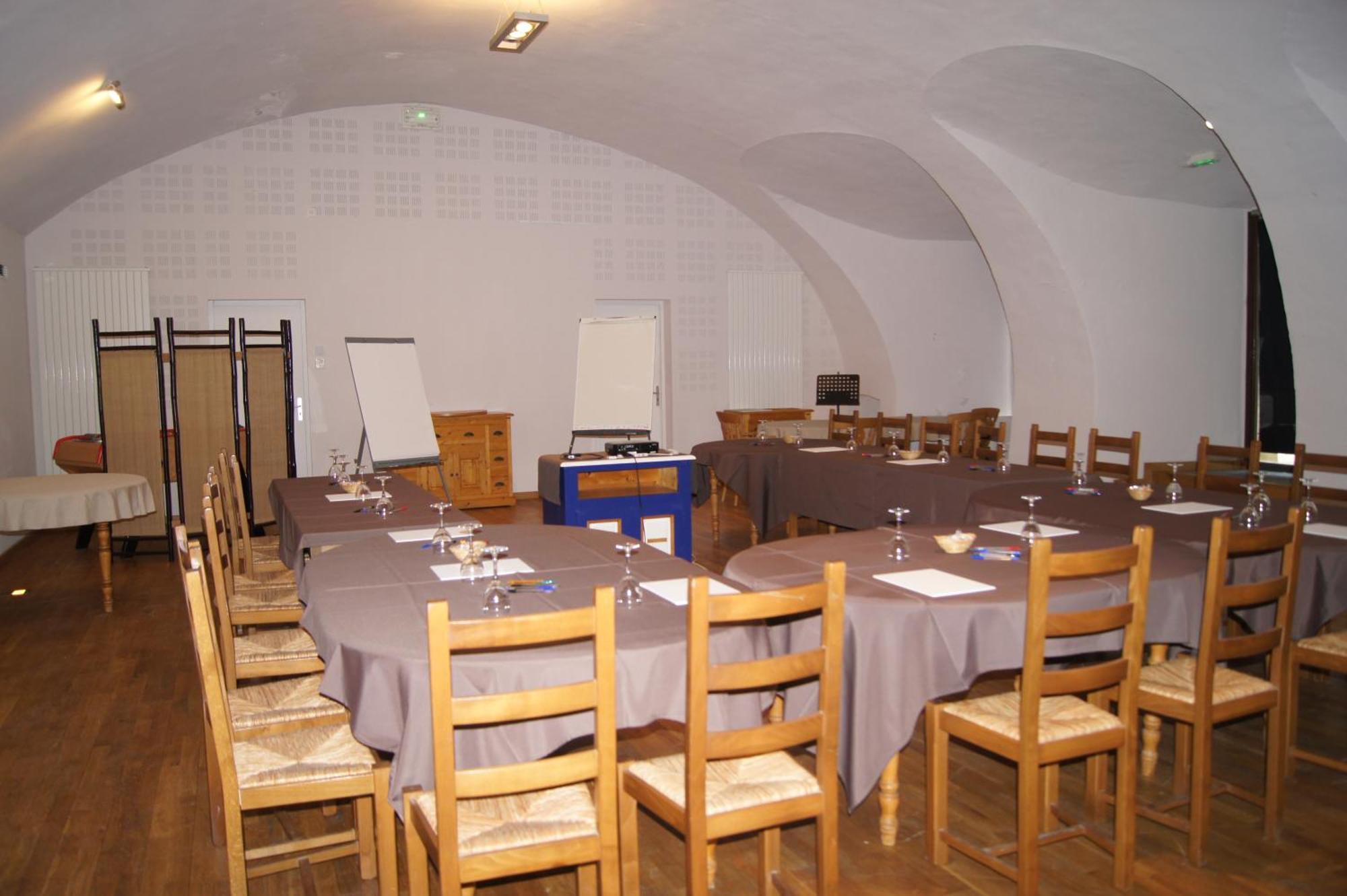 Logis Hotel Restaurant Le Domaine De L'Eau Vive Largentière Zewnętrze zdjęcie