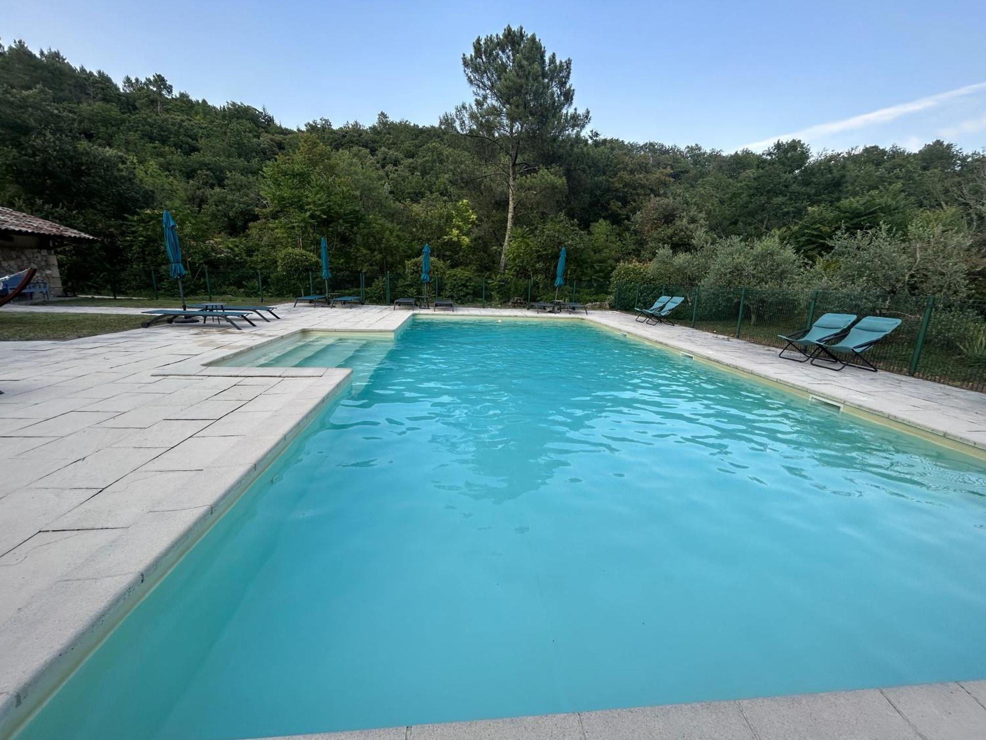 Logis Hotel Restaurant Le Domaine De L'Eau Vive Largentière Zewnętrze zdjęcie